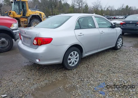 2010 Toyota Corolla Le z USA, uszkodzony, nr VIN 2T1BU4EE3AC312992
